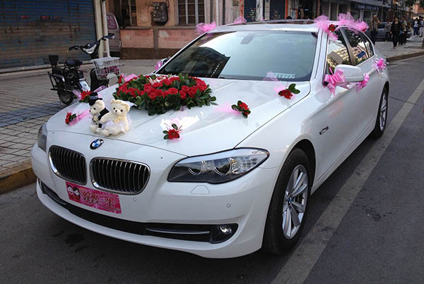 宝马5系婚礼花(huā)車(chē)
